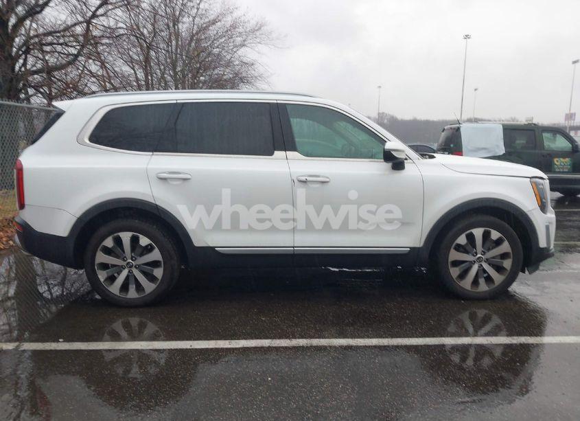Photo 13 of 2020 Kia Telluride S (VIN 5XYP6DHC4LG065015)