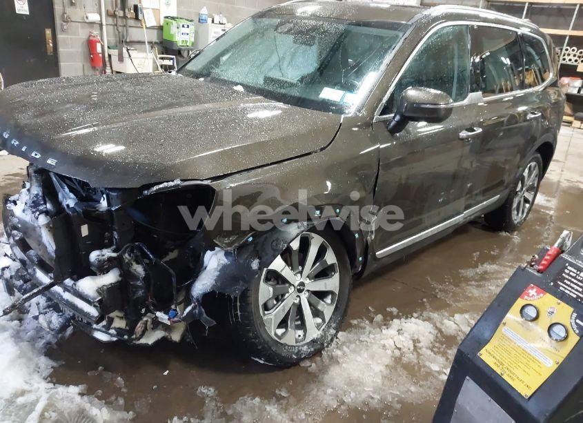 Photo 2 of 2022 Kia Telluride S (VIN 5XYP6DHC4NG200609)