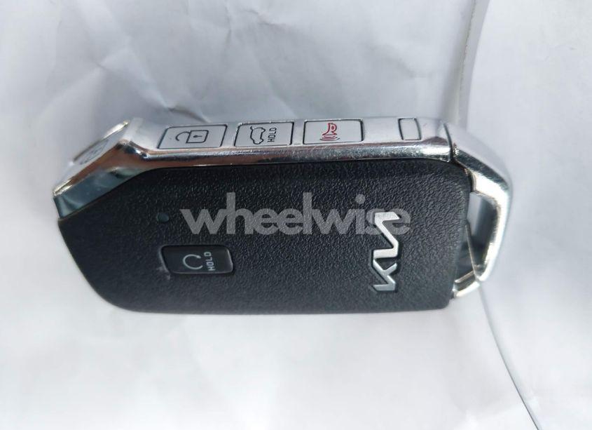 Photo 11 of 2022 Kia Telluride S (VIN 5XYP6DHC4NG205678)