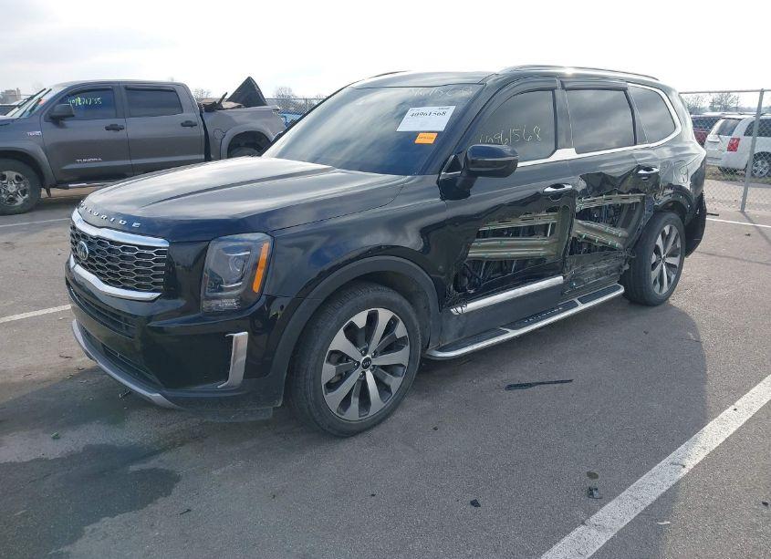 Photo 2 of 2021 Kia Telluride S (VIN 5XYP6DHC7MG107081)