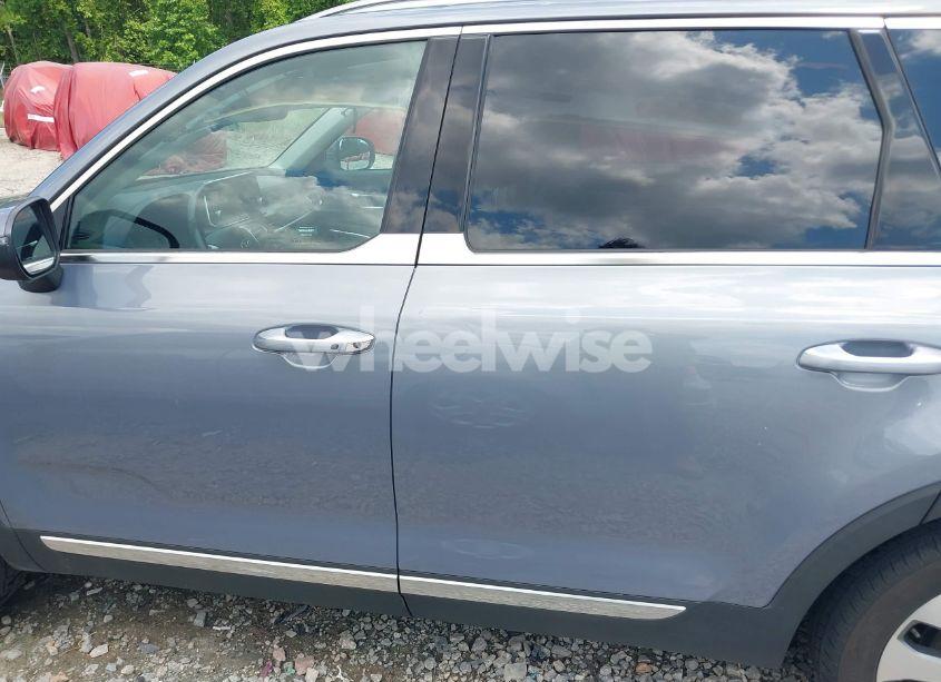 Photo 14 of 2020 Kia Telluride S (VIN 5XYP6DHC8LG023365)