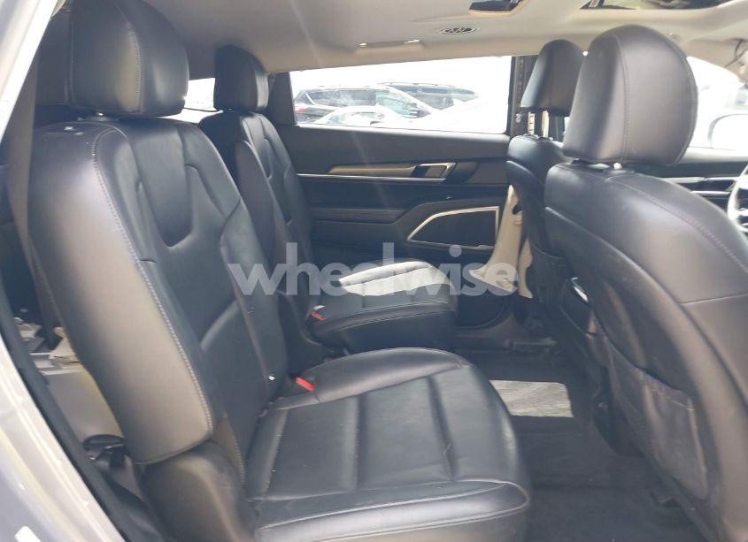 Photo 8 of 2020 Kia Telluride S (VIN 5XYP6DHC8LG023365)
