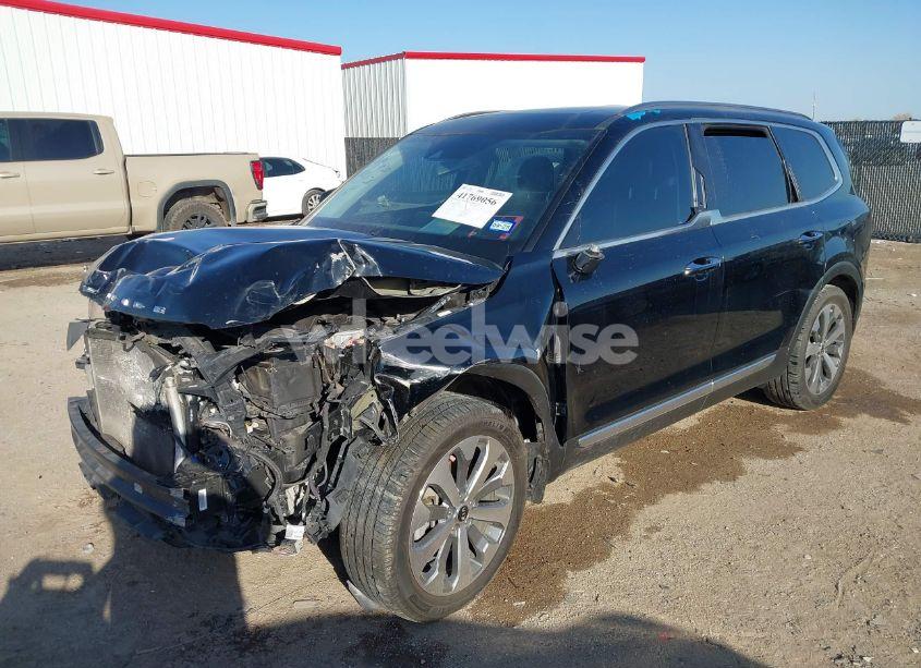 Photo 2 of 2020 Kia Telluride S (VIN 5XYP6DHC8LG050601)