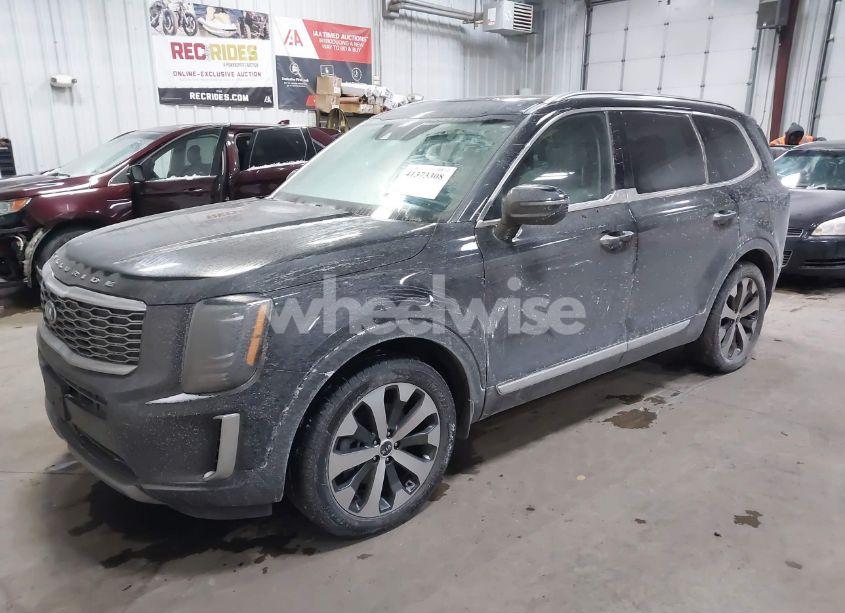 Photo 2 of 2021 Kia Telluride S (VIN 5XYP6DHC8MG112676)