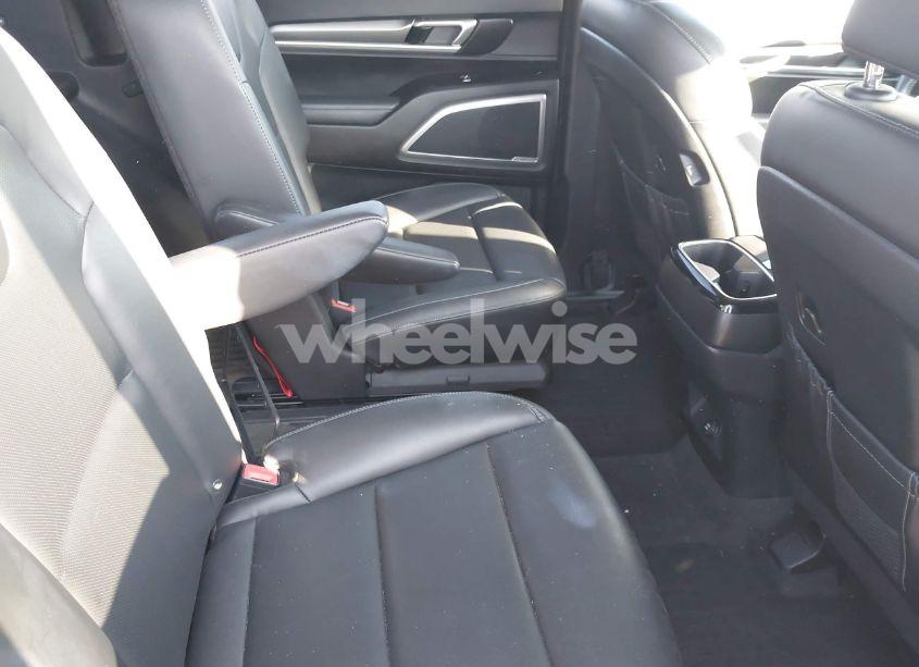 Photo 8 of 2021 Kia Telluride S (VIN 5XYP6DHC8MG167726)