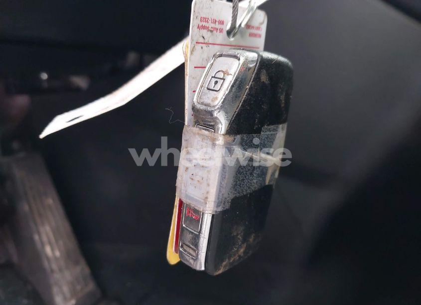 Photo 11 of 2020 Kia Telluride S (VIN 5XYP6DHC9LG049456)