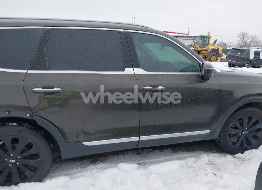 Photo 13 of 2020 Kia Telluride S (VIN 5XYP6DHC9LG049456)