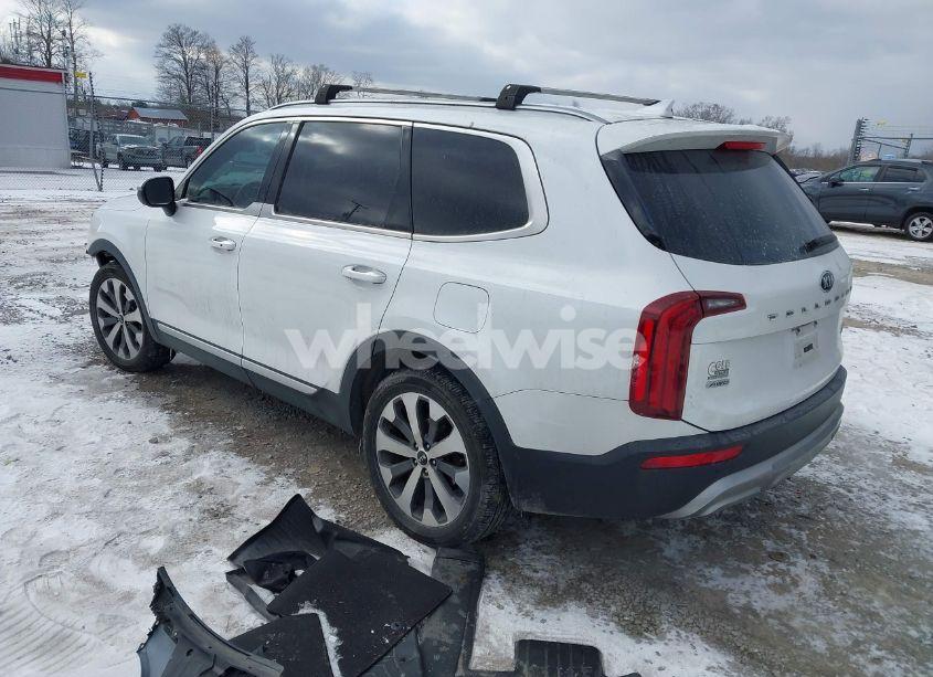 Photo 3 of 2020 Kia Telluride S (VIN 5XYP6DHC9LG065804)