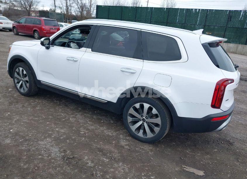 Photo 3 of 2021 Kia Telluride S (VIN 5XYP6DHC9MG167072)