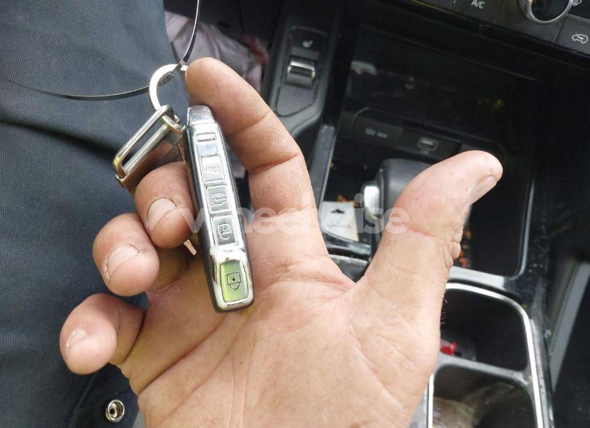 Photo 11 of 2020 Kia Telluride S (VIN 5XYP6DHCXLG044329)