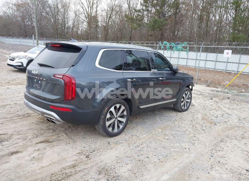 Photo 4 of 2022 Kia Telluride S (VIN 5XYP6DHCXNG240676)