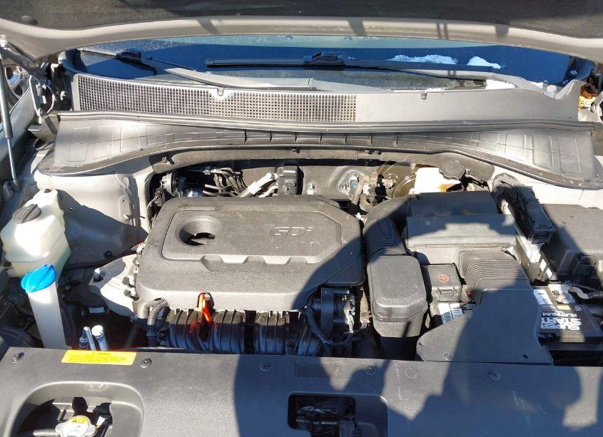 Photo 10 of 2016 Kia Sorento 2.4L LX (VIN 5XYPG4A30GG035703)