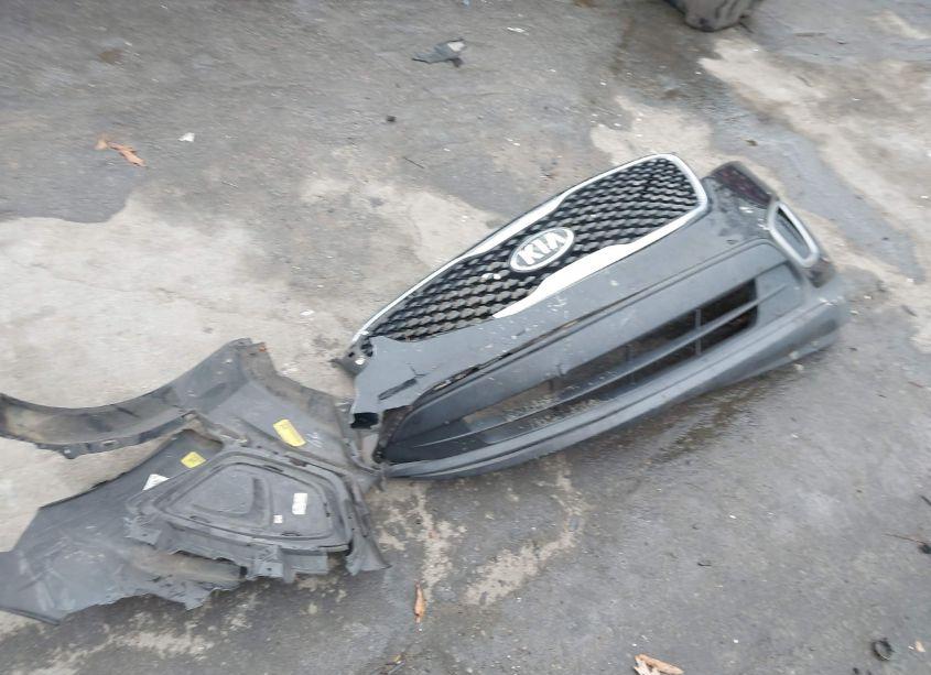 Photo 12 of 2016 Kia Sorento 2.4L LX (VIN 5XYPG4A30GG037225)