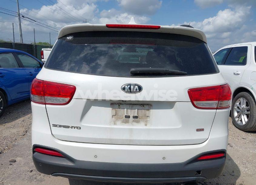 Photo 16 of 2016 Kia Sorento 2.4L LX (VIN 5XYPG4A30GG053361)