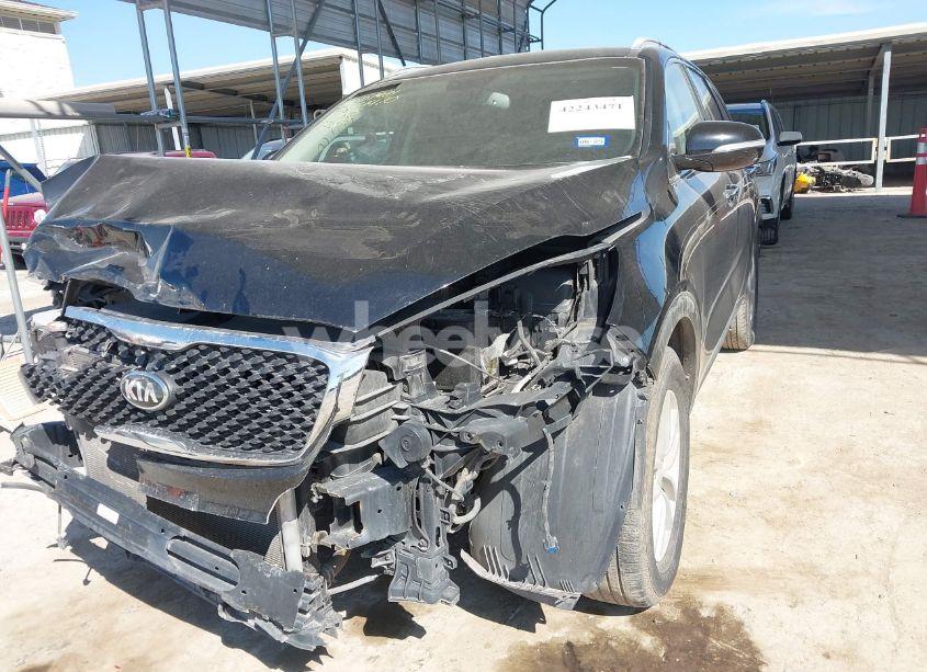 Photo 6 of 2016 Kia Sorento 2.4L LX (VIN 5XYPG4A30GG074470)