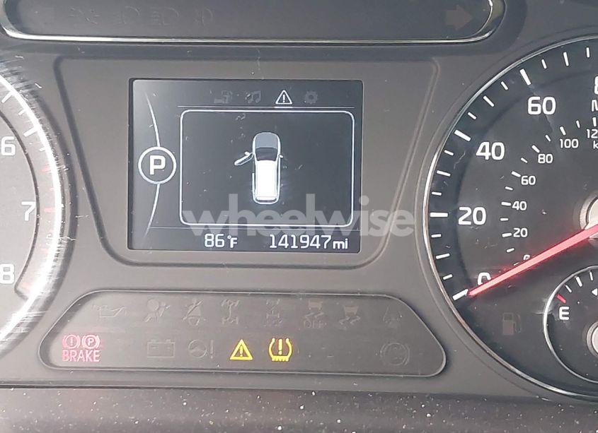 Photo 16 of 2016 Kia Sorento 2.4L LX (VIN 5XYPG4A30GG093200)