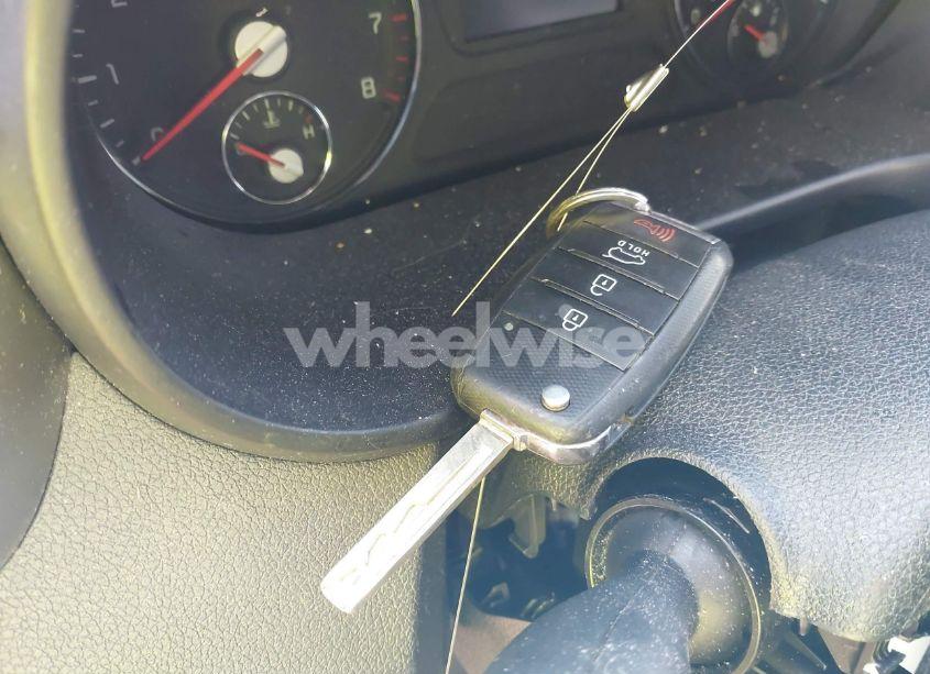 Photo 11 of 2016 Kia Sorento 2.4L LX (VIN 5XYPG4A30GG115308)