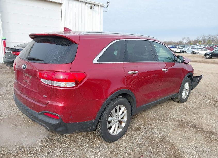 Photo 4 of 2016 Kia Sorento 2.4L LX (VIN 5XYPG4A30GG157896)