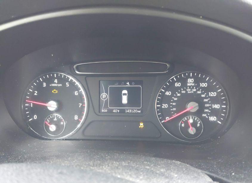 Photo 7 of 2016 Kia Sorento 2.4L LX (VIN 5XYPG4A30GG157896)