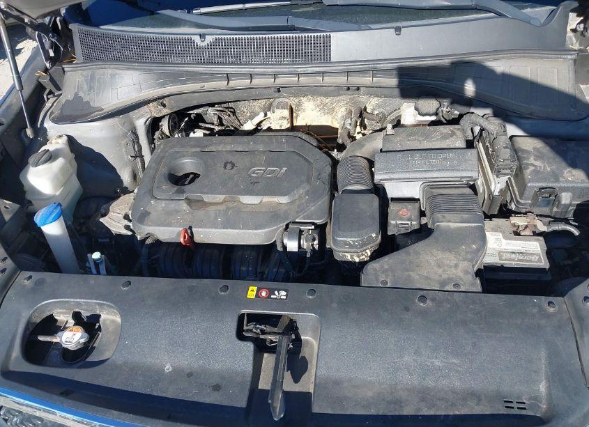 Photo 10 of 2016 Kia Sorento 2.4L L (VIN 5XYPG4A30GG166873)