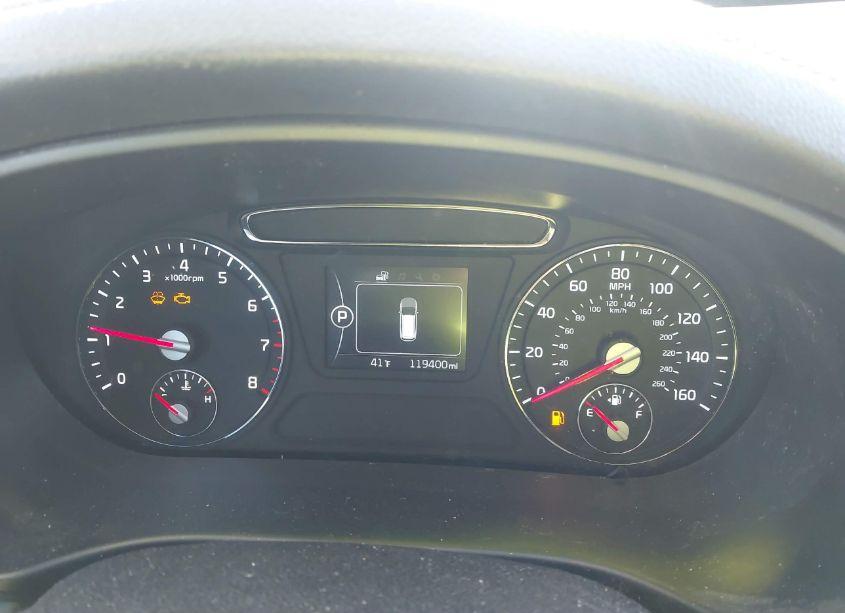 Photo 7 of 2016 Kia Sorento 2.4L L (VIN 5XYPG4A30GG166873)