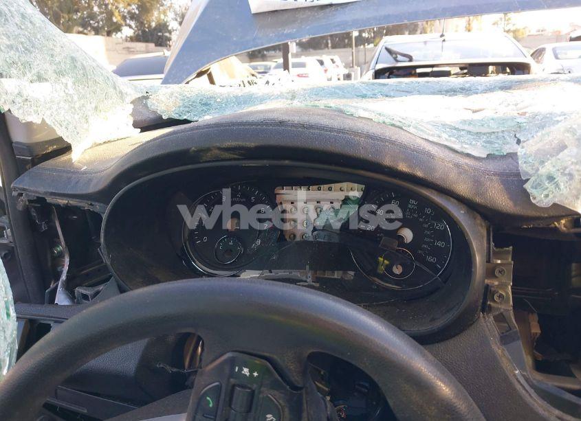 Photo 7 of 2016 Kia Sorento 2.4L L (VIN 5XYPG4A30GG171605)