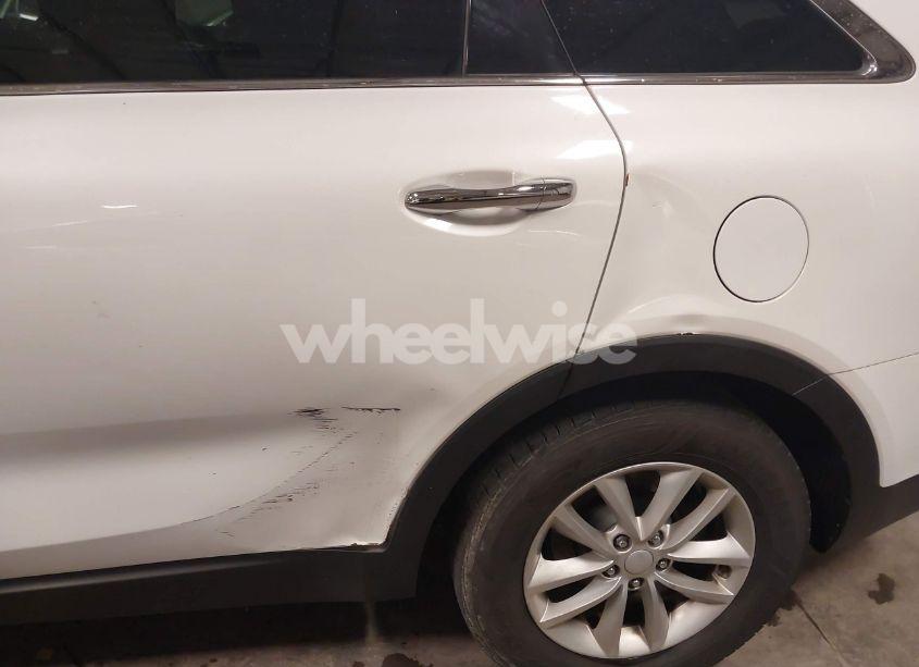 Photo 19 of 2017 Kia Sorento 2.4L LX (VIN 5XYPG4A30HG206354)