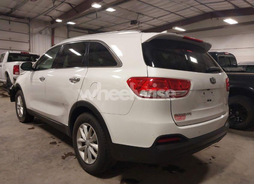 Photo 3 of 2017 Kia Sorento 2.4L LX (VIN 5XYPG4A30HG206354)