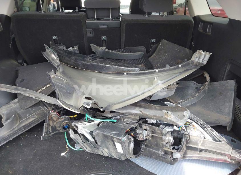 Photo 12 of 2017 Kia Sorento 2.4L LX (VIN 5XYPG4A30HG233327)