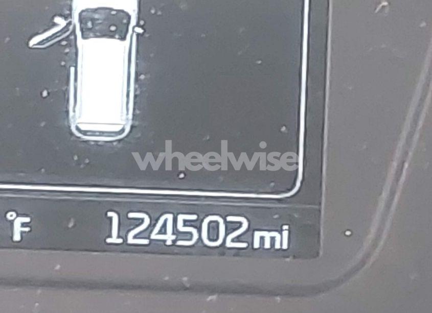 Photo 16 of 2017 Kia Sorento 2.4L LX (VIN 5XYPG4A30HG237815)