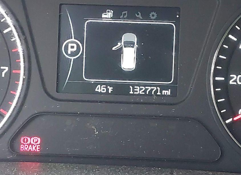 Photo 16 of 2017 Kia Sorento 2.4L LX (VIN 5XYPG4A30HG266909)