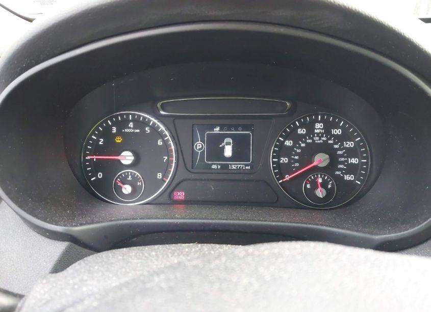 Photo 7 of 2017 Kia Sorento 2.4L LX (VIN 5XYPG4A30HG266909)