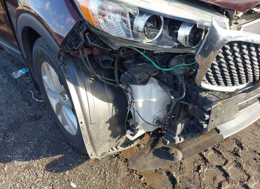 Photo 18 of 2017 Kia Sorento 2.4L LX (VIN 5XYPG4A30HG267803)