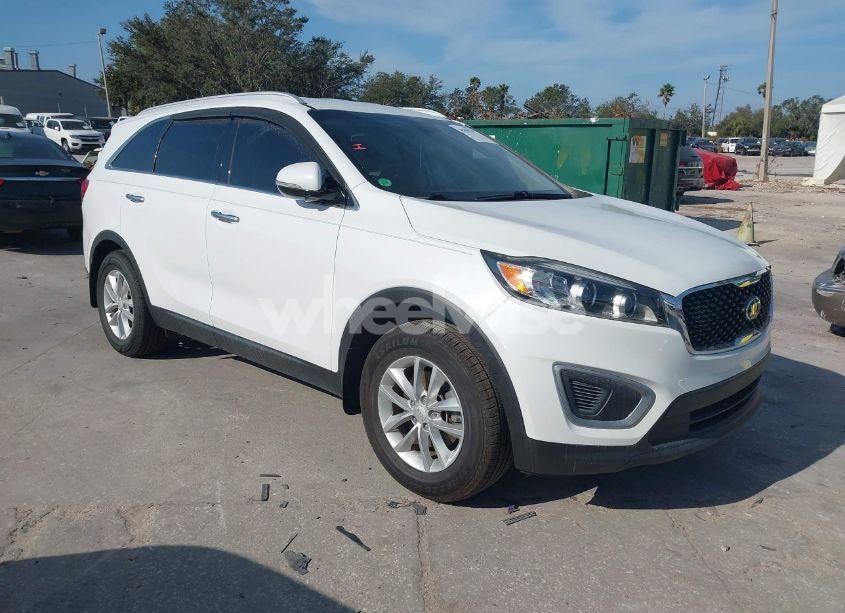 2017 Kia Sorento 2.4L LX (VIN 5XYPG4A30HG268871) main photo