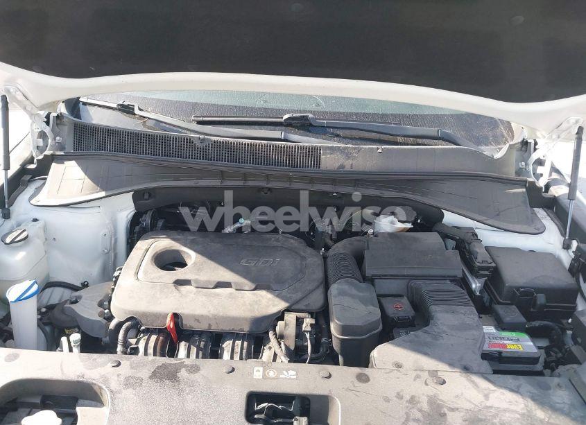 Photo 10 of 2017 Kia Sorento 2.4L LX (VIN 5XYPG4A30HG268871)