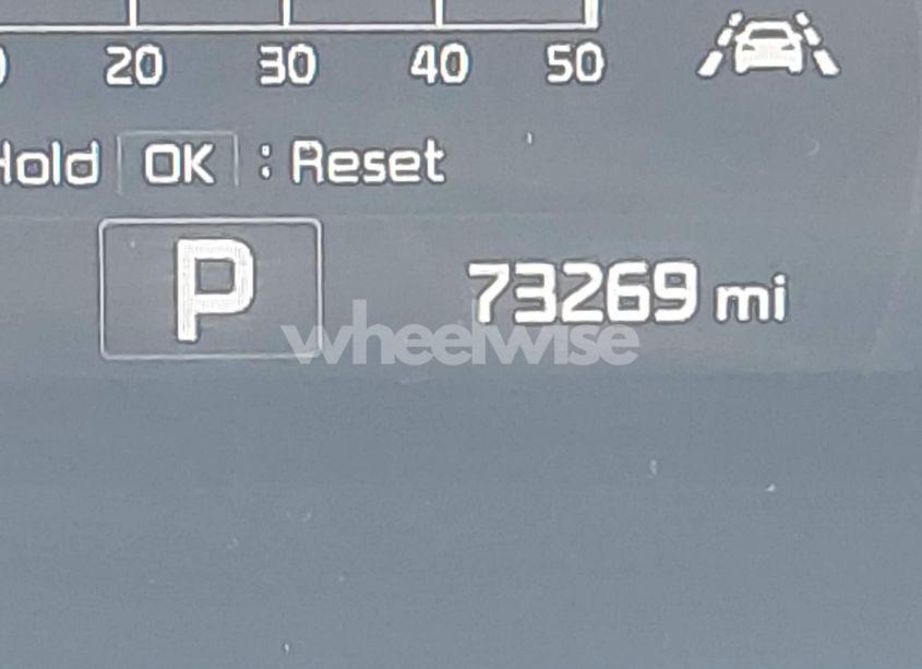 Photo 6 of 2017 Kia Sorento 2.4L LX (VIN 5XYPG4A30HG277019)