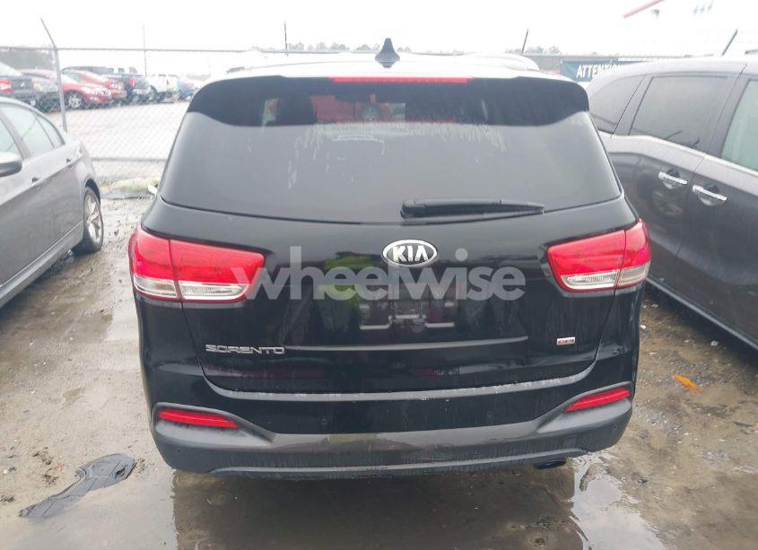 Photo 16 of 2017 Kia Sorento 2.4L LX (VIN 5XYPG4A30HG277361)