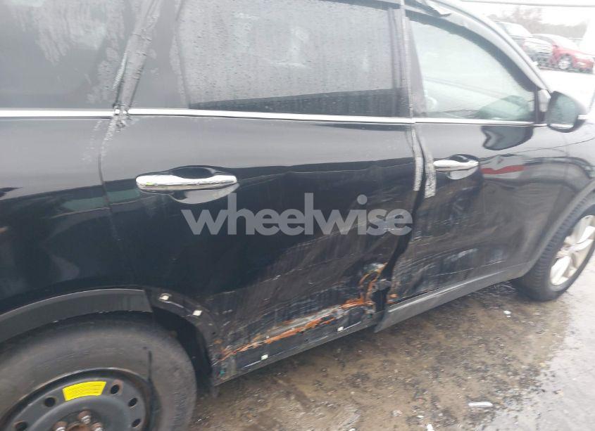 Photo 6 of 2017 Kia Sorento 2.4L LX (VIN 5XYPG4A30HG277361)