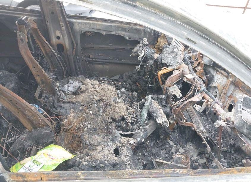 Photo 5 of 2017 Kia Sorento 2.4L L (VIN 5XYPG4A30HG285380)