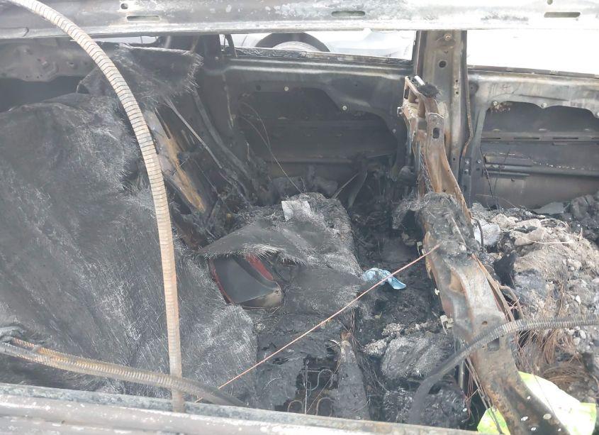 Photo 8 of 2017 Kia Sorento 2.4L L (VIN 5XYPG4A30HG285380)