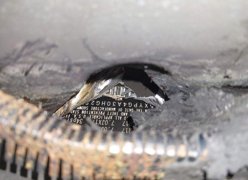 Photo 9 of 2017 Kia Sorento 2.4L L (VIN 5XYPG4A30HG285380)