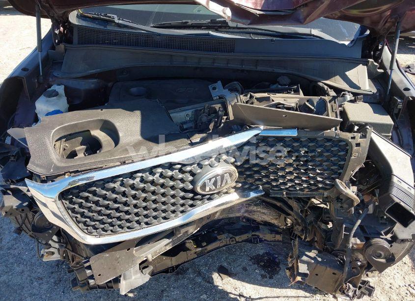 Photo 10 of 2017 Kia Sorento 2.4L LX (VIN 5XYPG4A30HG287338)