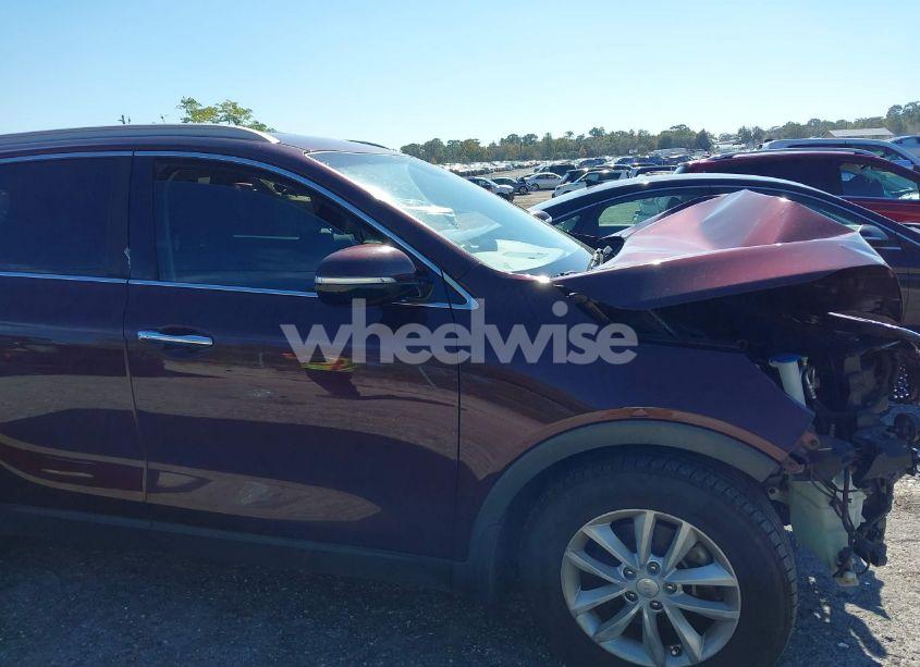 Photo 14 of 2017 Kia Sorento 2.4L LX (VIN 5XYPG4A30HG287338)