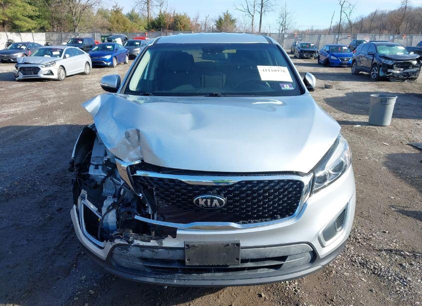 Photo 11 of 2017 Kia Sorento 2.4L L (VIN 5XYPG4A30HG300170)