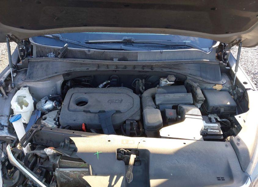 Photo 10 of 2018 Kia Sorento 2.4L LX (VIN 5XYPG4A30JG339525)