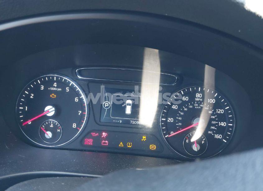 Photo 7 of 2018 Kia Sorento 2.4L LX (VIN 5XYPG4A30JG347530)