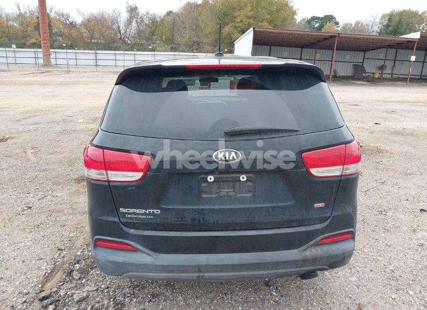 Photo 17 of 2018 Kia Sorento 2.4L L (VIN 5XYPG4A30JG350105)