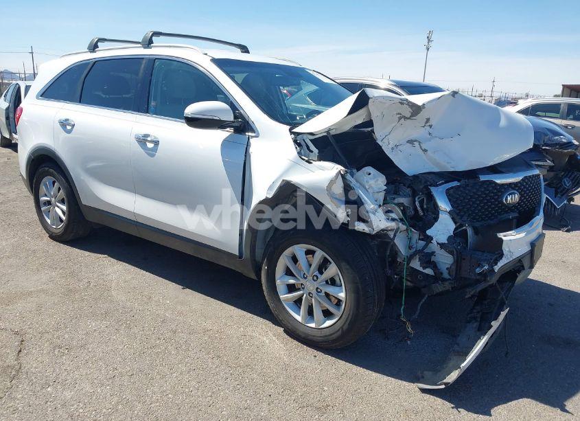 2018 Kia Sorento 2.4L LX (VIN 5XYPG4A30JG424882) main photo