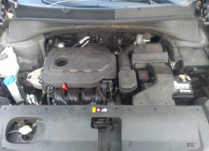 Photo 10 of 2018 Kia Sorento 2.4L L (VIN 5XYPG4A30JG425269)