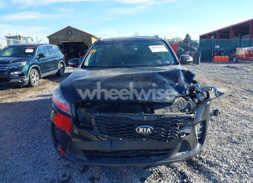 Photo 12 of 2019 Kia Sorento 2.4L LX (VIN 5XYPG4A30KG530542)